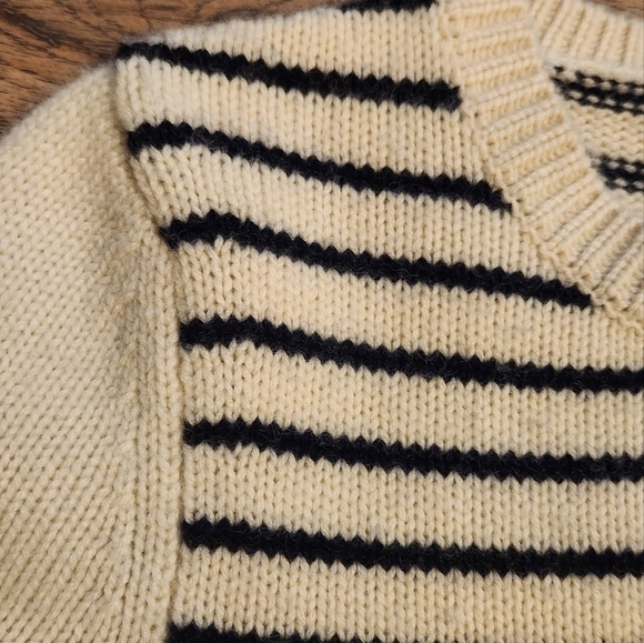 DEREK Lam Sweater - Picture 4 of 9